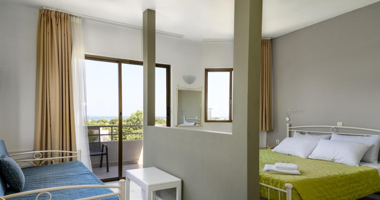 Ivory Hotel Theológos Екстериор снимка
