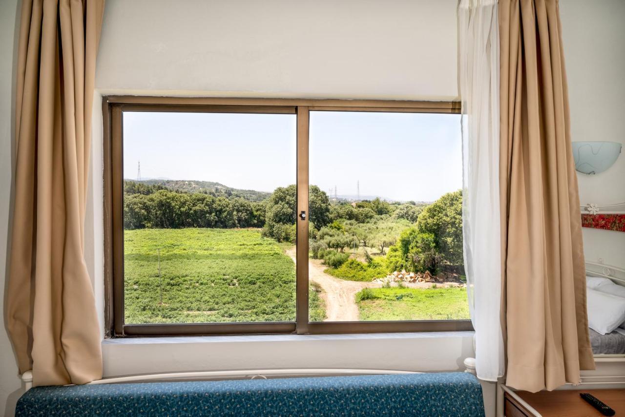 Ivory Hotel Theológos Екстериор снимка