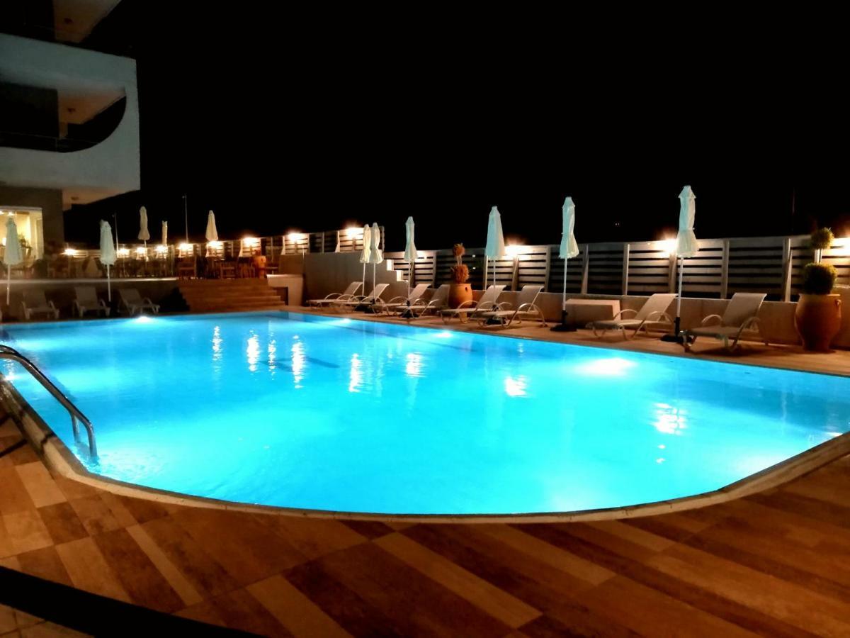 Ivory Hotel Theológos Екстериор снимка
